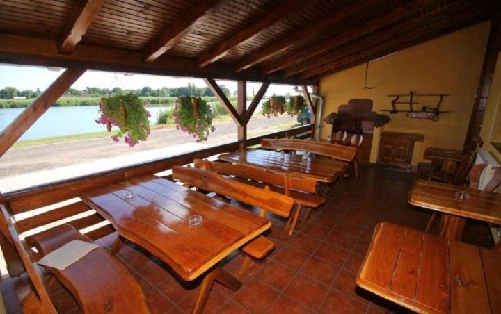 Guest House Vila Alexandar Palić Quarto foto