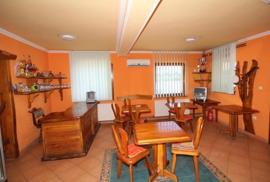 Guest House Vila Alexandar Palić Quarto foto
